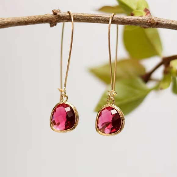 Anthropologie Jewelry - NEW❗️Elegant Gold and Red Drop Earrings. Retro Red earrings. Luxury Earrings 🌹